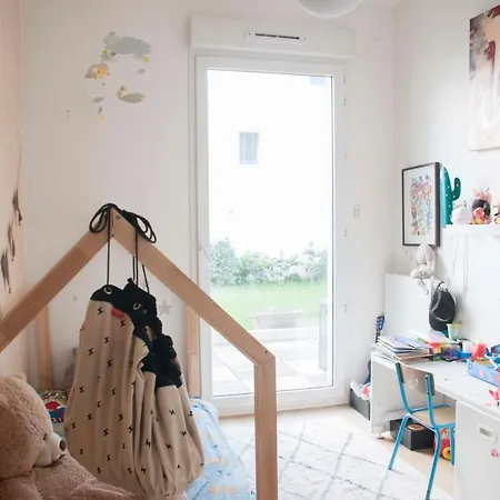 Very Nice Flat Near Paris *
